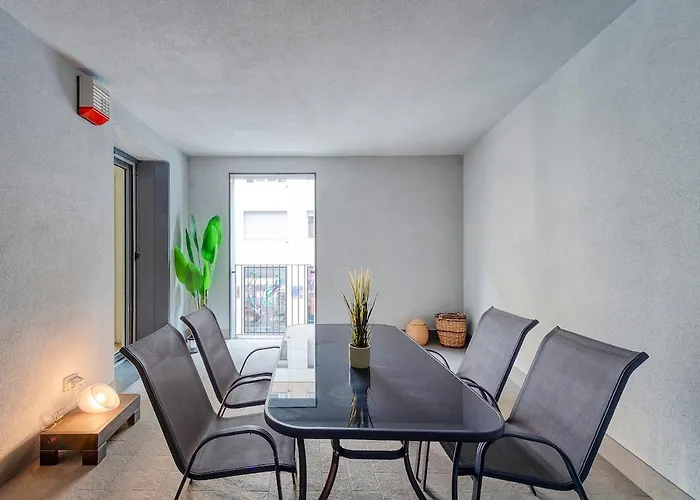 Apartment B - Elegant With Terrace & Gym Mailand